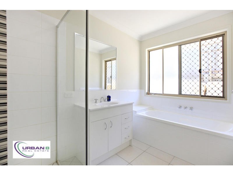 7 Bunya Street, Moggill QLD 4070